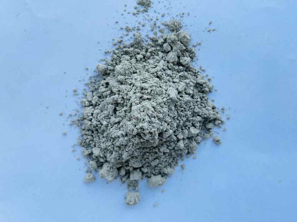 綠碳化硅粉的合成、性質與應用：從實驗室到工業化生產